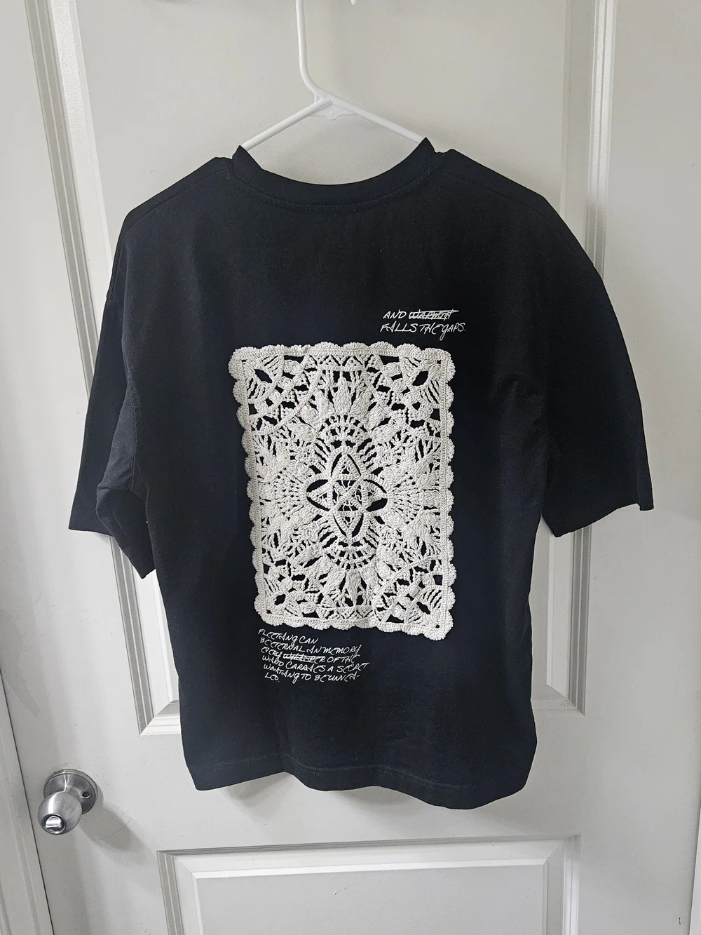 Zara Black Short-Sleeve Tee with Small White Chest Graphic - Picture 9 of 12